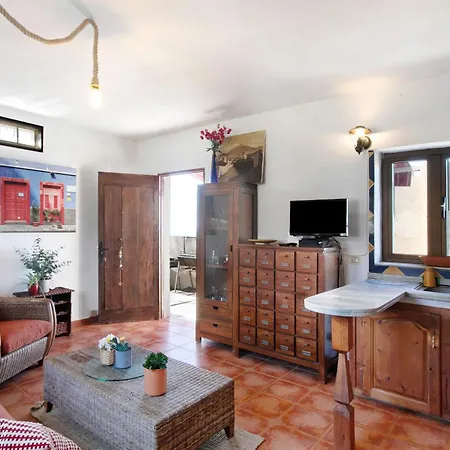 Magical Sea Views Pool House Vakantiehuis