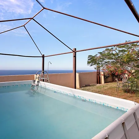 בית נופש Magical Sea Views Pool House